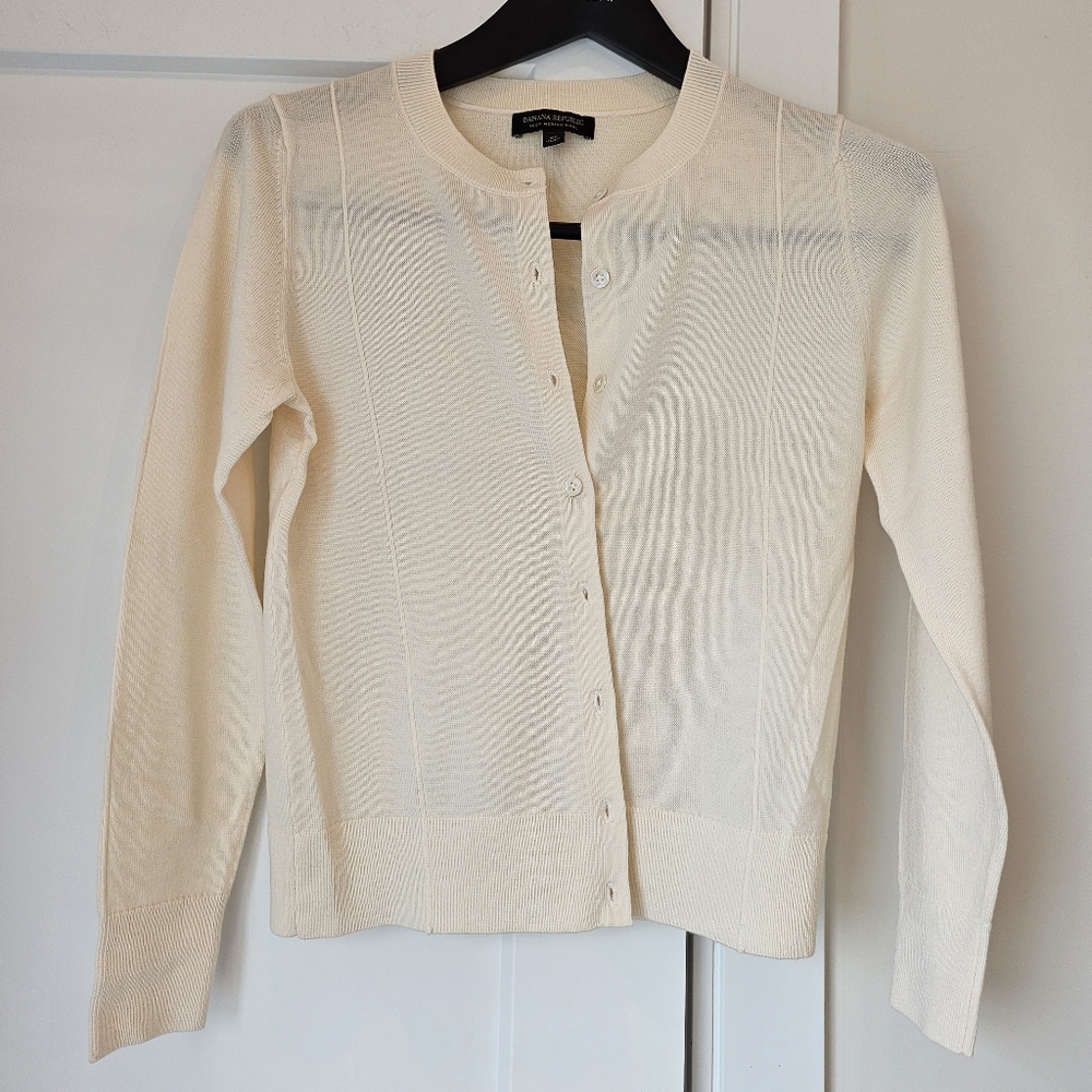 Banana Republic merino wool cardigan size XS